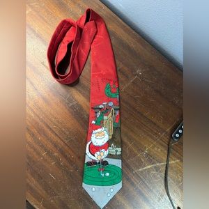 Hallmark Yule Tie Greetings Golfing Santa tie